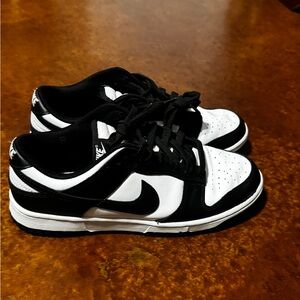 These are a 9 in men’s